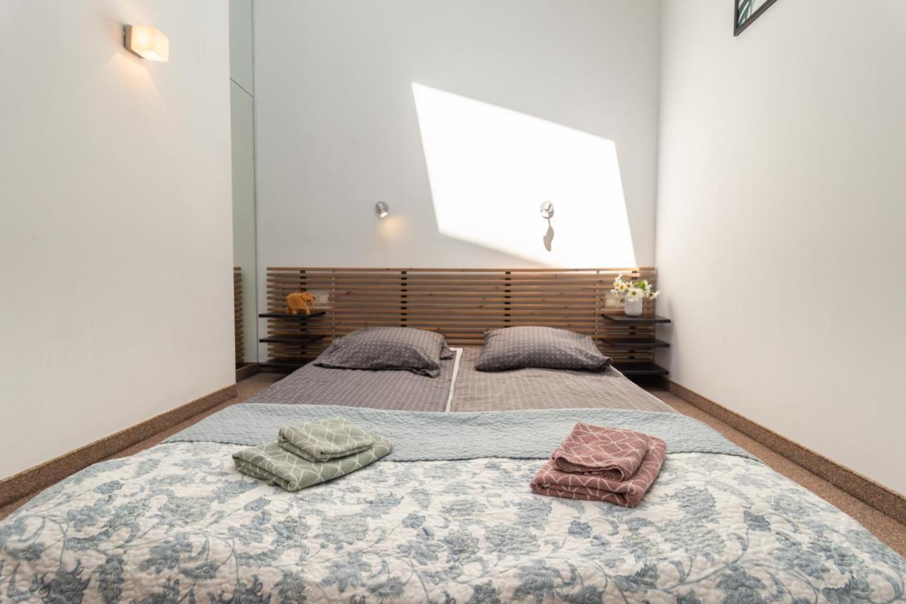 크라쿠프 Friendly Family Loft In The Center 아파트 외부 사진